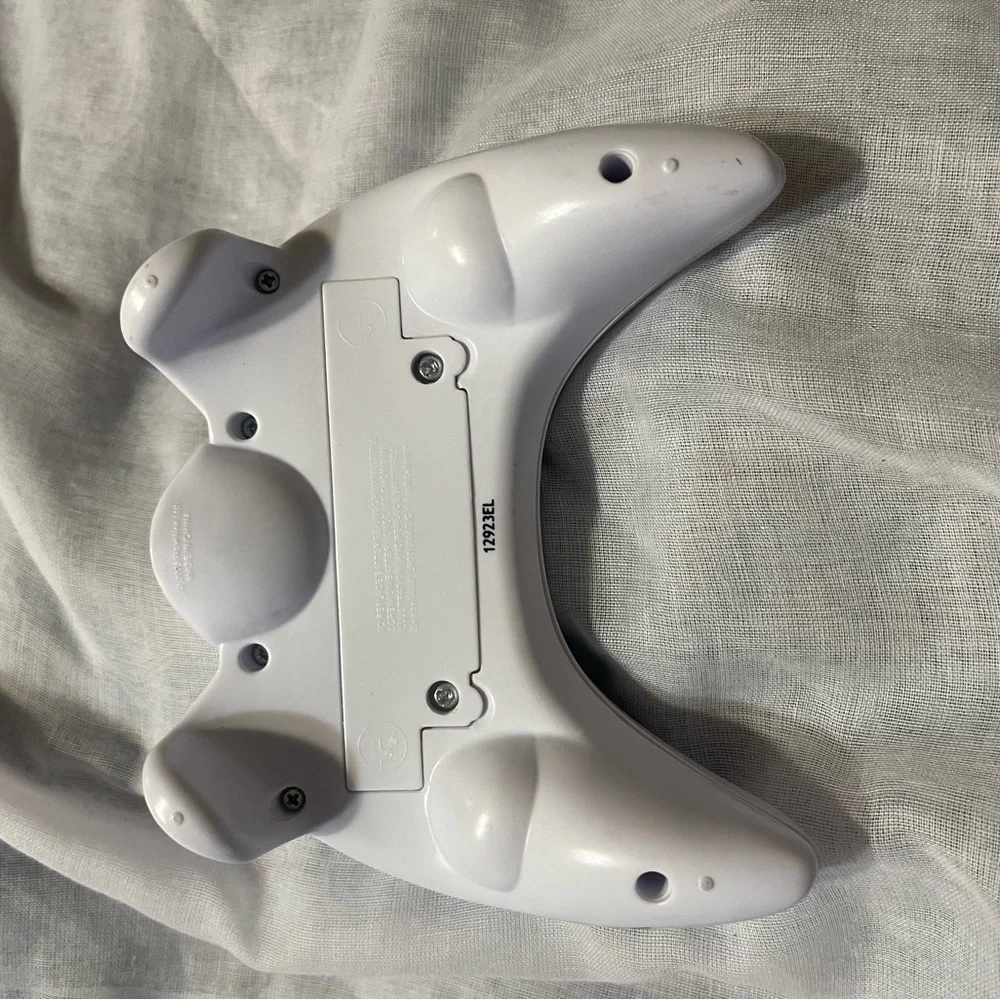 Wireless Game Controller - White and Black
